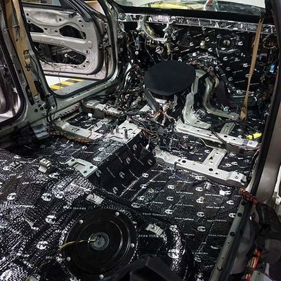 좋은 가격 BMW 730 맞춤형 싱글러 자동차 사운드 پروف 매트 소음 감축 소음 흡수 패드 온라인으로