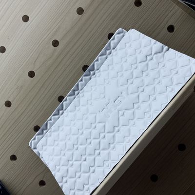 좋은 가격 2.5mm 자동차 진동 감축 패드 / 반짝이는 롬버스 알루미늄 엽 / 자동차 사운드 둔화 매트 온라인으로